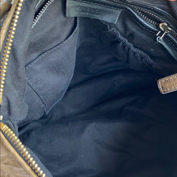 Givenchy Medium Pandora Bag - Picture 12 of 15